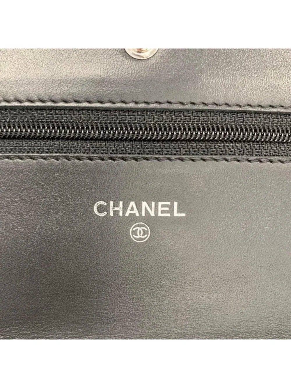 Chanel Caviar Leather CC Logo Shoulder Bag Chain Wallet